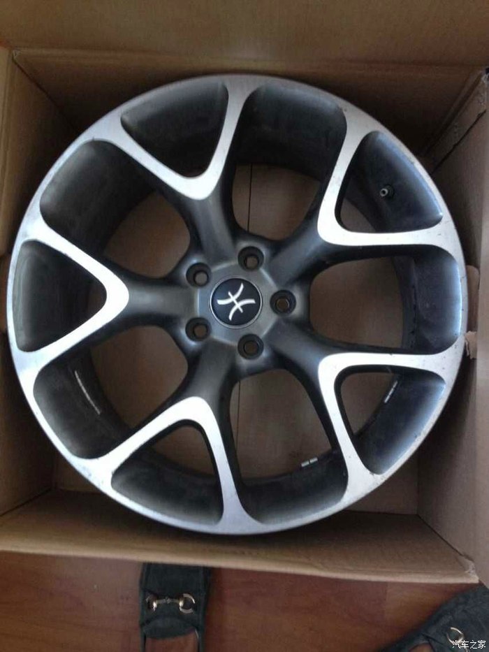 出售闲置改装件 res直排 18寸轮毂
