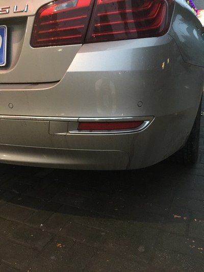 请问525豪华没有后雾灯么?_宝马5系论坛_手机汽车之家