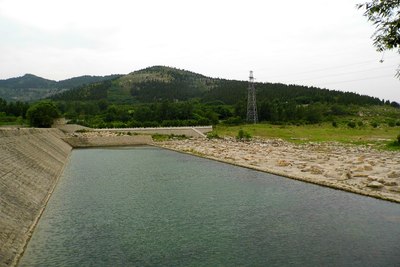 游长清崮山水库及误闯"高尔夫"