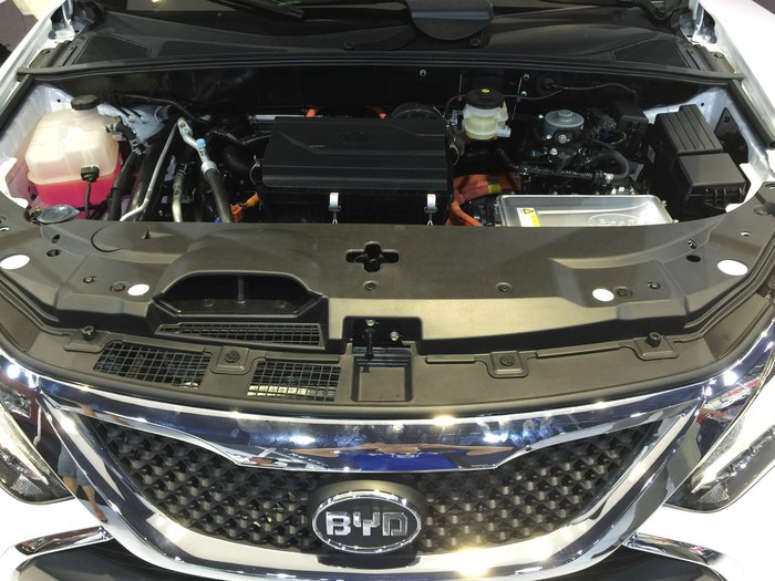 比亚迪王朝齐聚,大量图片!