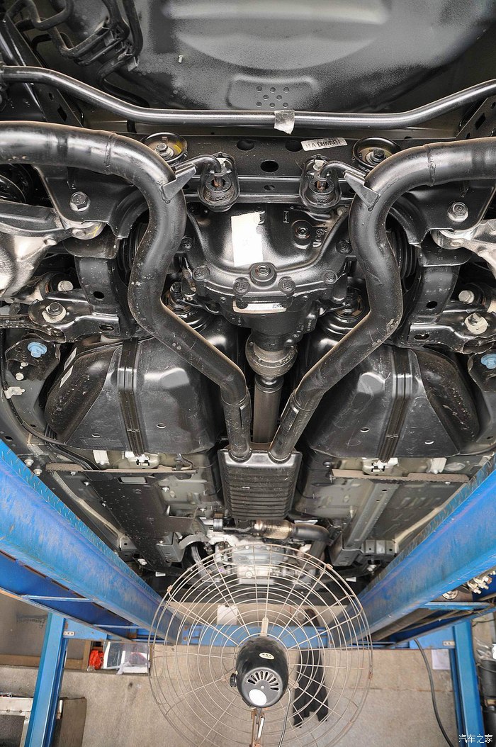 情怀肌肉,15款野马玛瑙绿提车作业 改日行灯 改aspec排气 (多图)