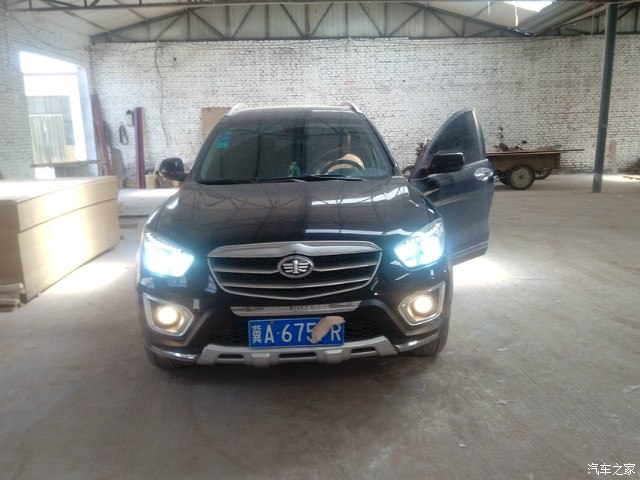 奔腾x80改装日行灯带转向 超酷