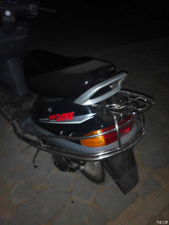 滨州84年的本田大踏板鲨王ch250开春复活记完工上新图啦.