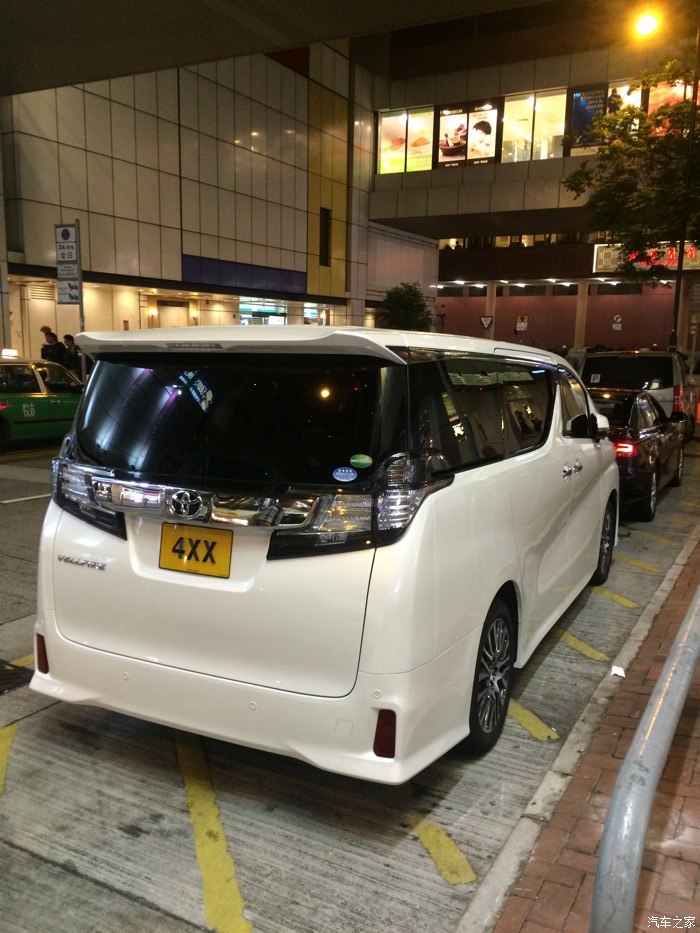 香港偶遇新款vellfire