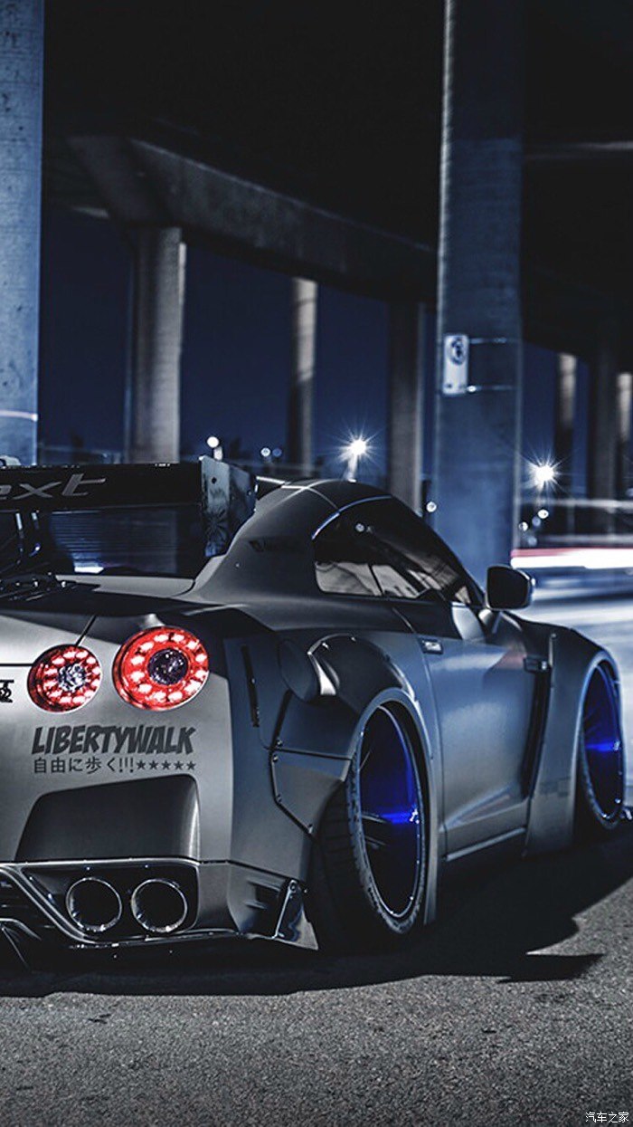 极品飞车三张大王改装图iphone6壁纸