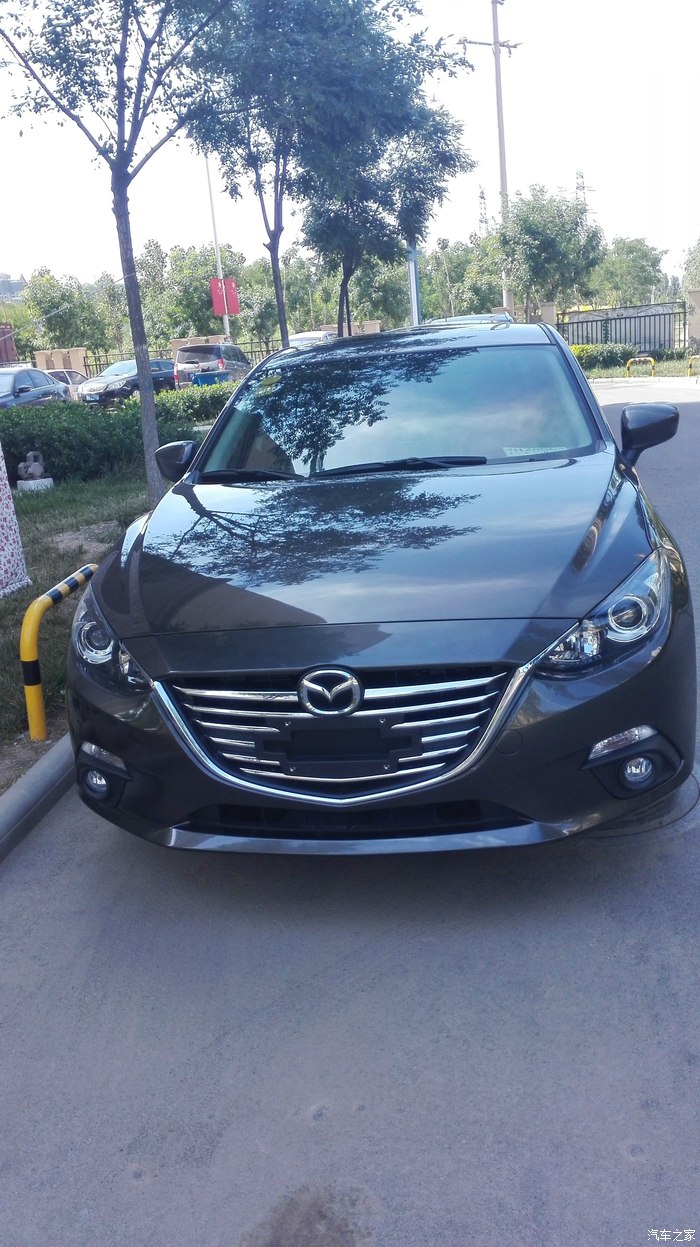 昂克赛拉1.5自动豪华琉璃棕提车作业