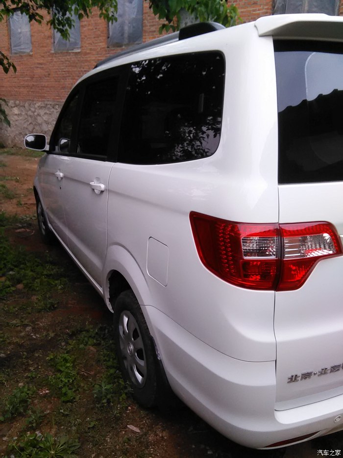 2500公里了,加几张贴膜后的效果图