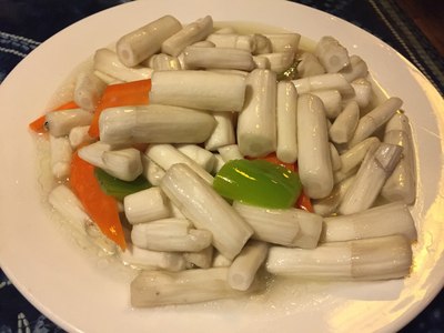 素炒草芽建水才有草芽因为新鲜所以甜