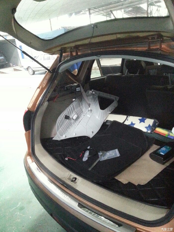 【图】骚客加装后备箱电源插口_逍客论坛_汽车之家论坛