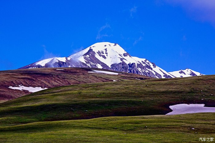 锋驭伴我独自穿越艾肯达坂感受六月巩乃斯林场旖旎风光
