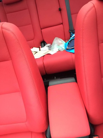 才包的大众途观包红色真皮座椅