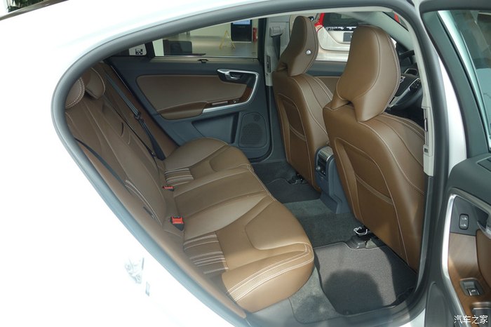 【图】初探s60l油电混动版,这车绝对适合在城市开_沃尔沃s60论坛_汽车