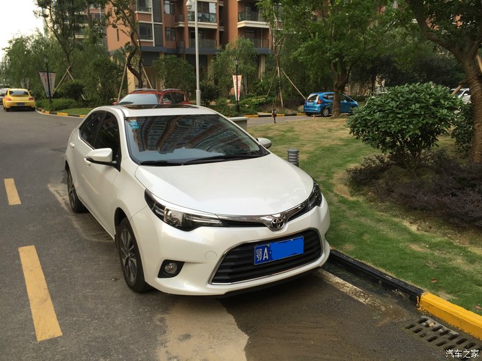 雷凌vs奔驰c,多图大pk.