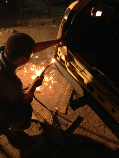 用汽保焊焊接比较最重要师傅技术要这师傅做铜工做  年技术过硬看到