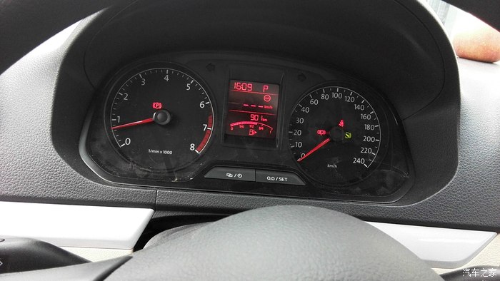 2015款捷达提车和加装后防撞梁