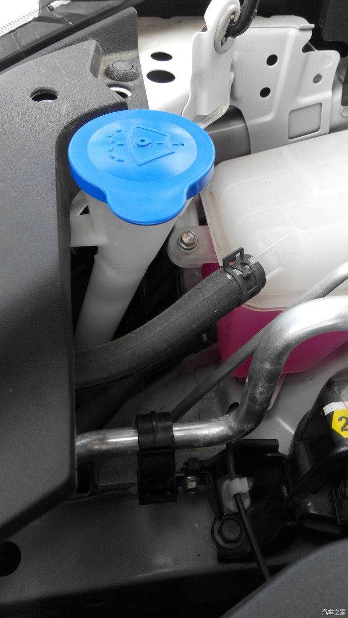 板凳发表于 2015-6-21 23:03:35 | 来自 手机汽车之家 一大瓶子玻璃水