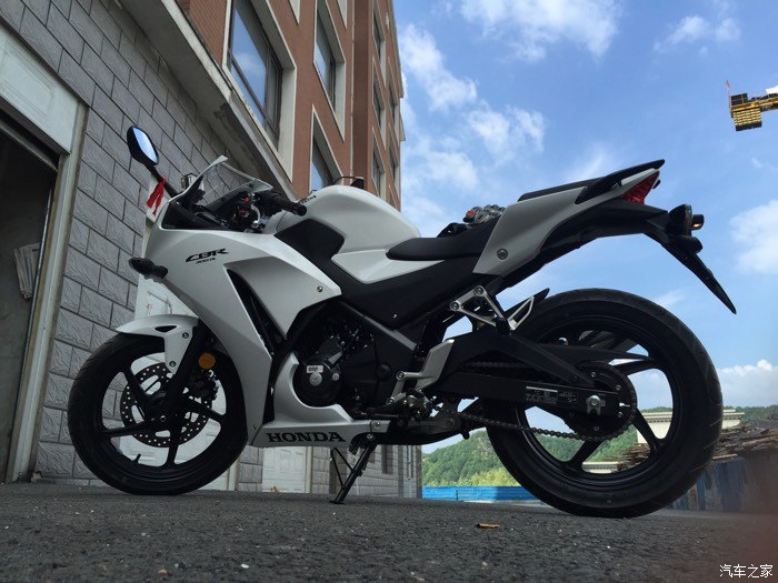 本田cbr300极速