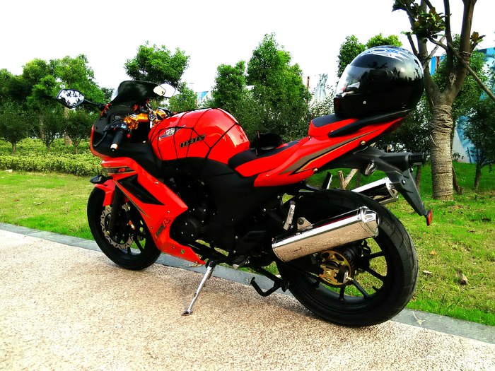 玩过五菱宏光了玩一下摩托车精彩大图放送