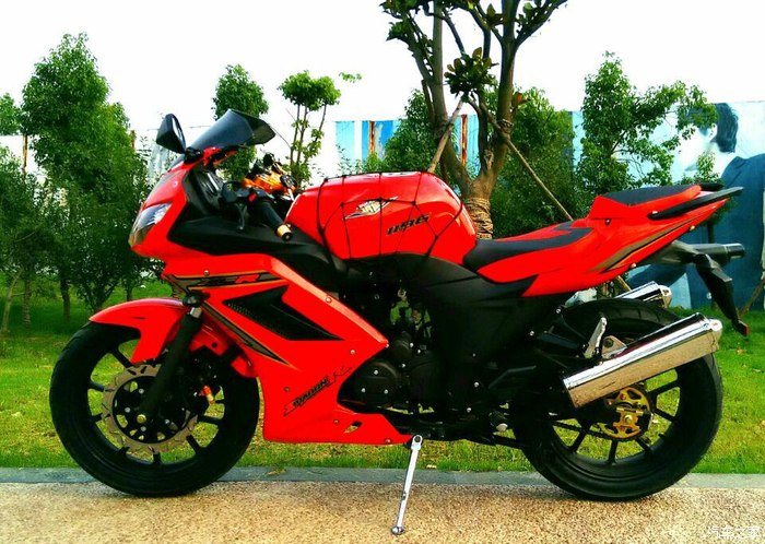 玩过五菱宏光了玩一下摩托车精彩大图放送