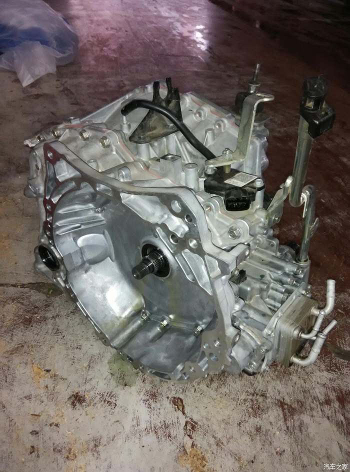 天籁更换变速箱总成