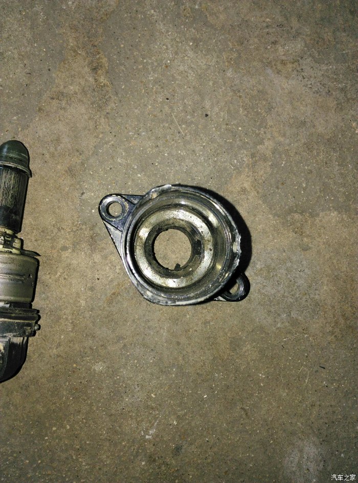 闲着无聊发个怠速马达拆解图片