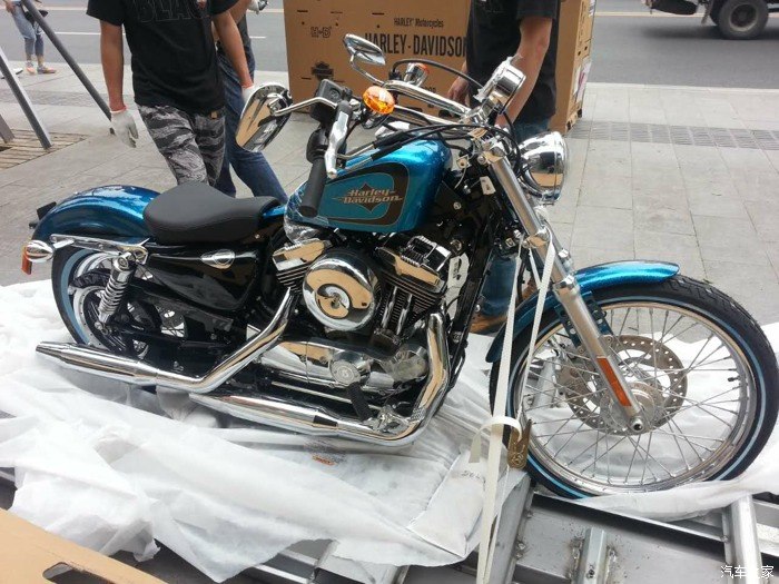 已下订哈雷戴维森72,大家帮忙参考下选什么颜色