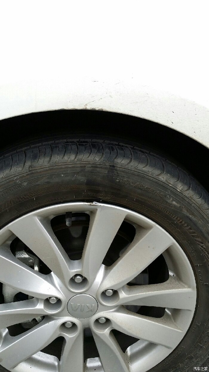 6000公里高速路爆胎是不是质量问题