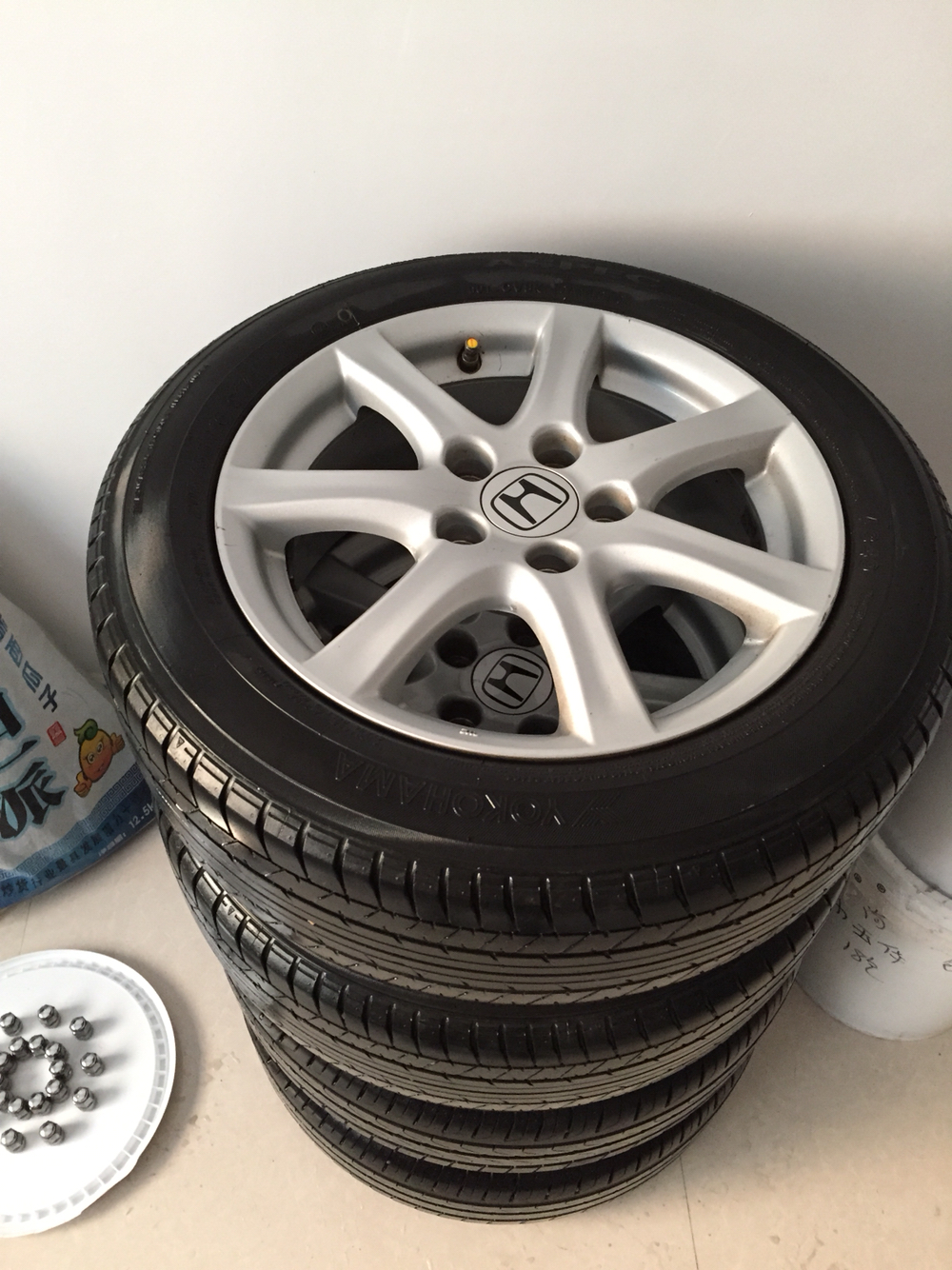 5代思域轮胎轮毂.