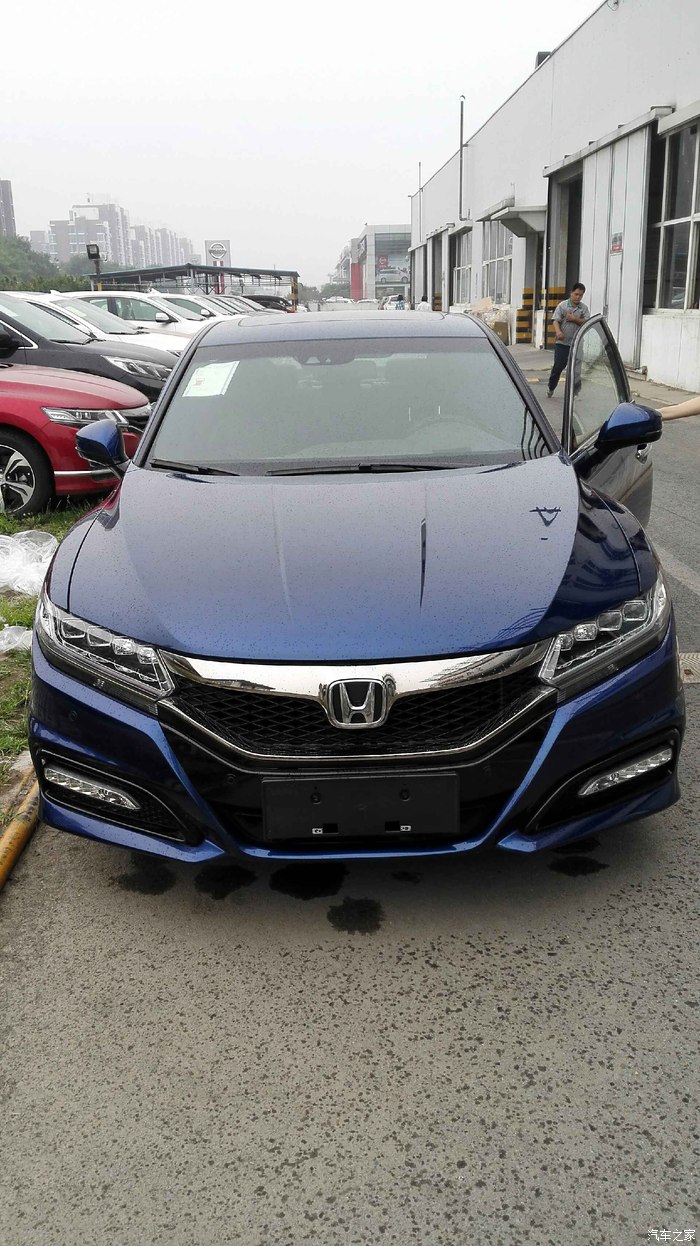思铂瑞今天提车了骚蓝