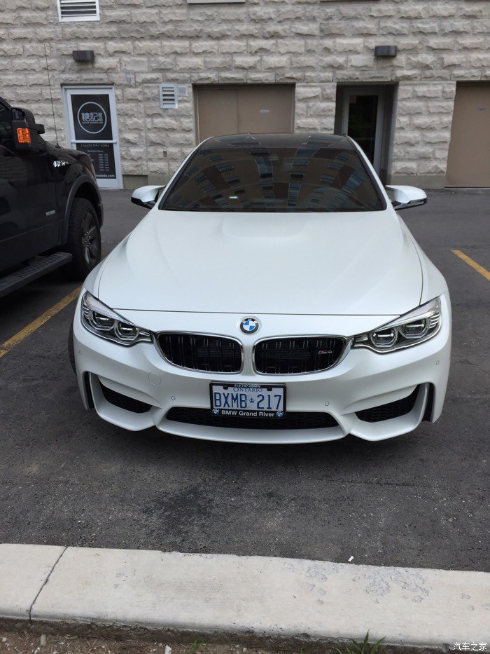 限量版磨砂白m4提车